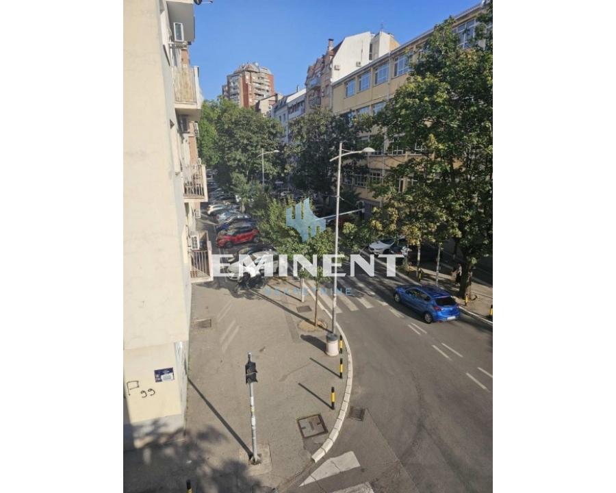 Dvosoban stan za izdavanje, Kalenić Pijaca, Beograd, 60m², 850 €/mes