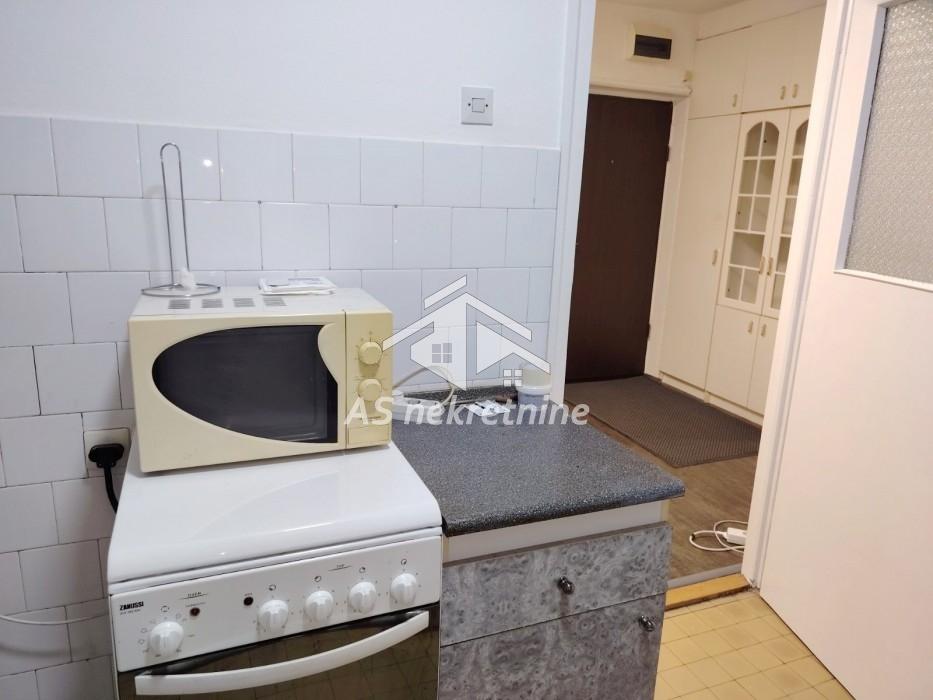 Lokal za izdavanje, 27. Marta, Beograd, 80m², 1.200 €/mes
