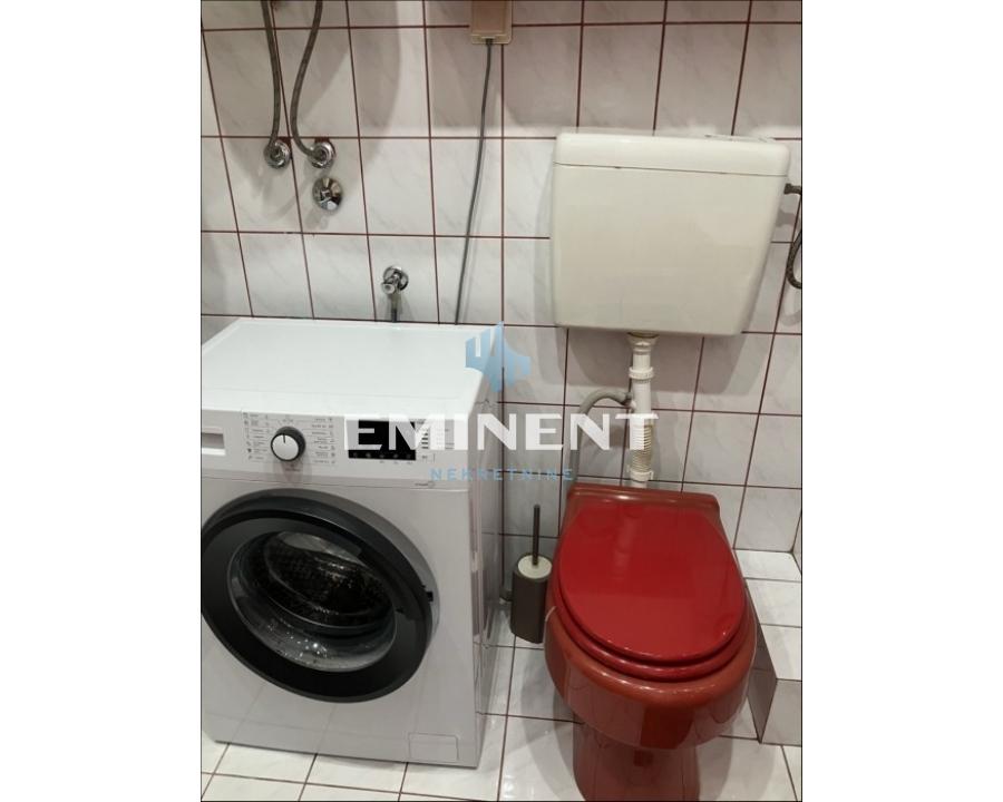 Trosoban stan za izdavanje, Blok 21, Beograd, 70m², 1.200 €/mes