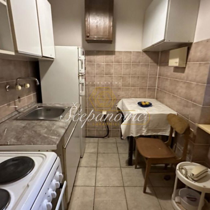 Stan Prodaja Novi Sad  35 m2