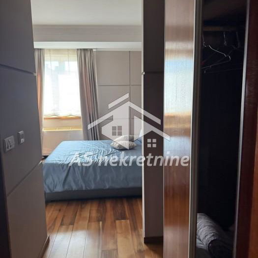 Četvorosoban stan za izdavanje, Slavija, Beograd, 250m², 2.700 €/mes