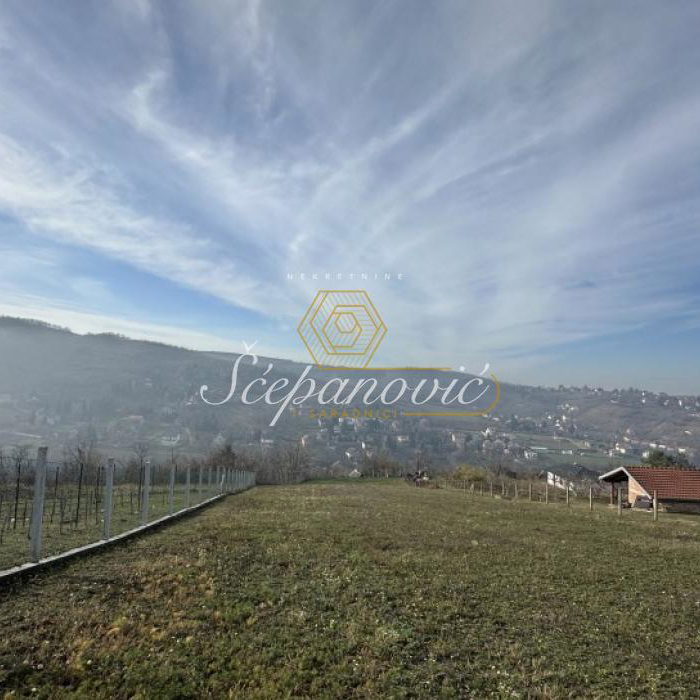 Plac Prodaja Beočin  3671 m2