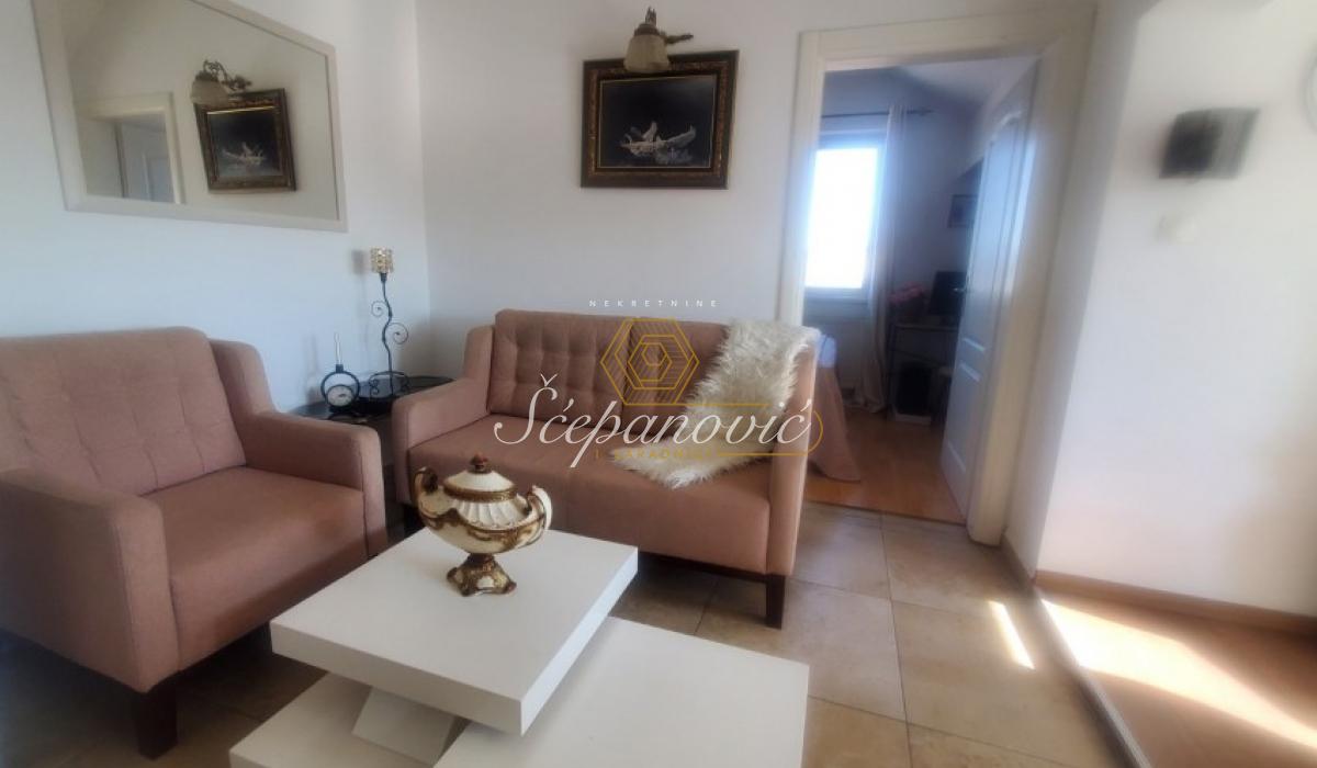 Trosoban stan na prodaju, Futoška, Novi Sad, 52m², 121.500 €