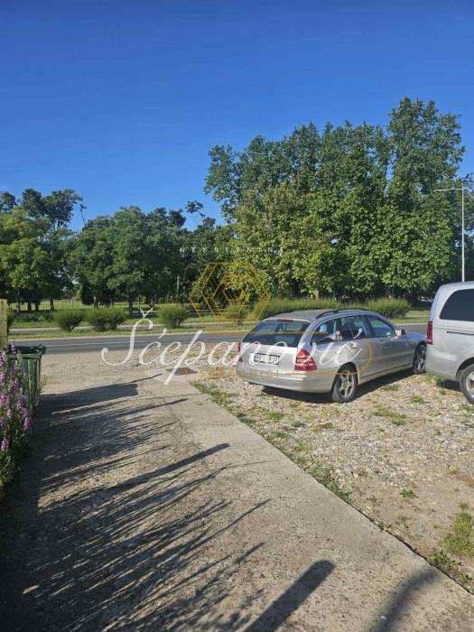 Plac Prodaja Novi Sad  1705 m2
