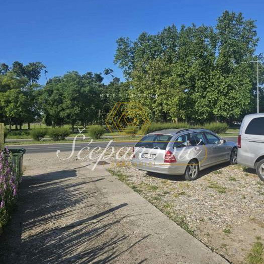 Plac Prodaja Novi Sad  1705 m2