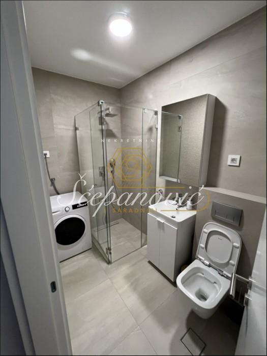 prodaja-lokala-beograd-5F08JHxmJI Dvosoban stan na prodaju, Rotkvarija, Novi Sad, 48m², 180.000 €
