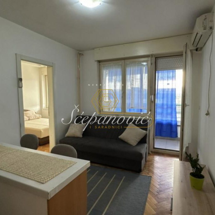 Stan Izdavanje Novi Sad  31 m2