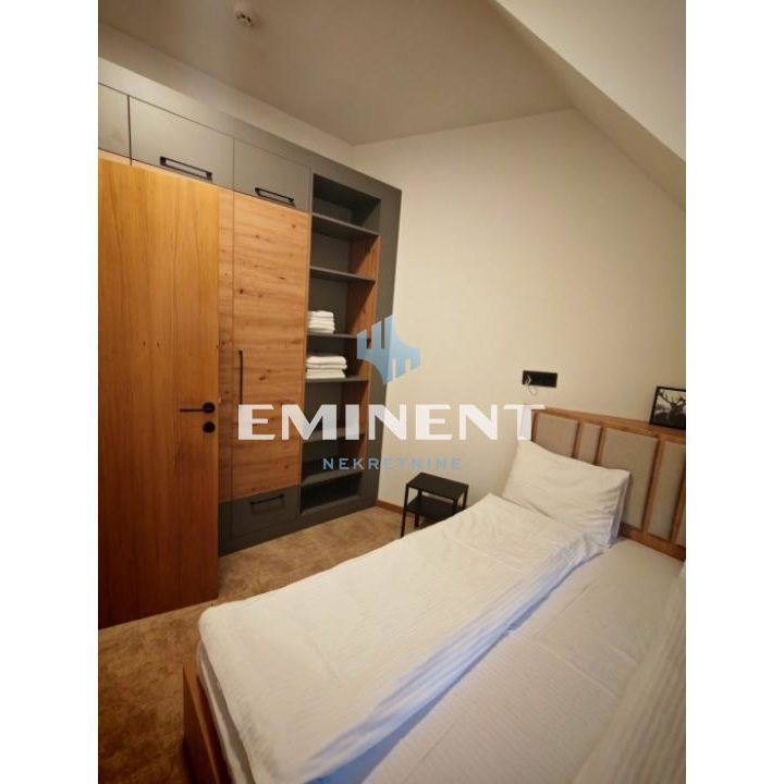 Višesoban stan na prodaju, Centar, Kopaonik, 221m², 960.000 €