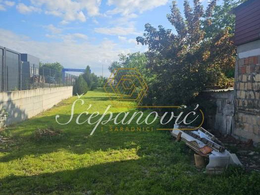 Plac Prodaja Novi Sad  1705 m2