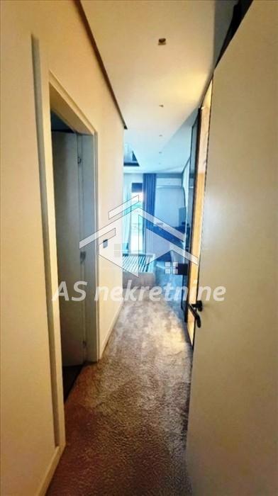 Stan Izdavanje Beograd Stan Izdavanje Beograd Hram Svetog Save 275 m2