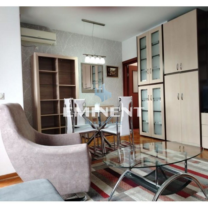 Stan Izdavanje Beograd FON 40 m2