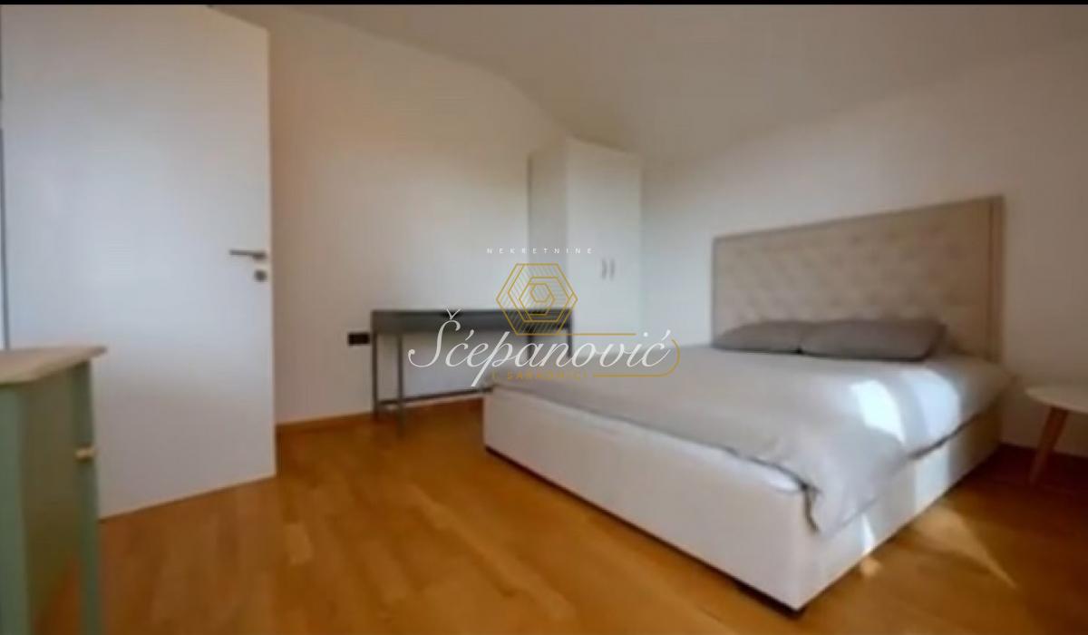 prodaja-lokala-beograd-CPLe7ItIAY Kuća na prodaju, Čigota, Zlatibor, 116m², 225.000 €