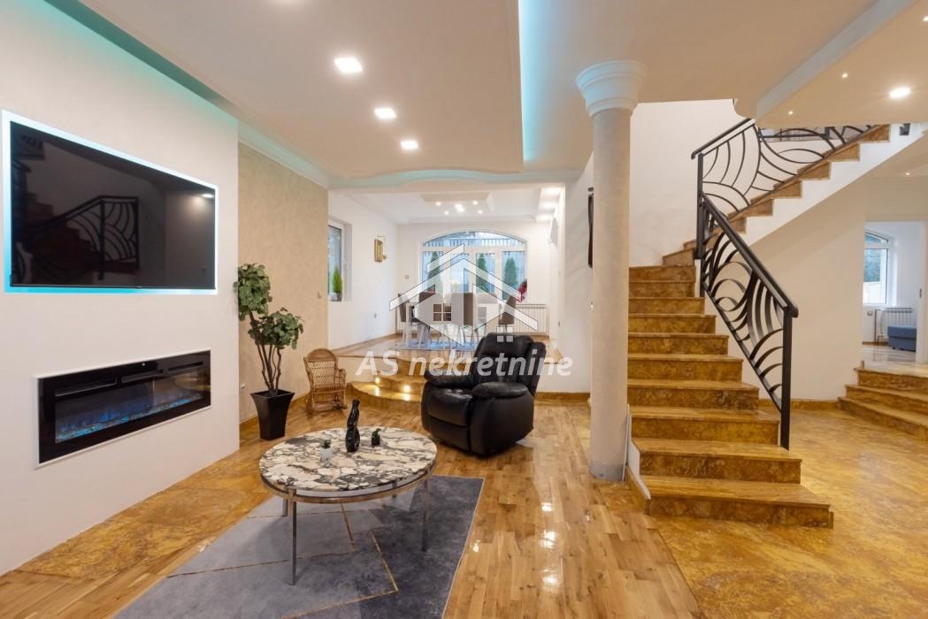 Kuća Izdavanje Beograd Jajinci 417 m2
