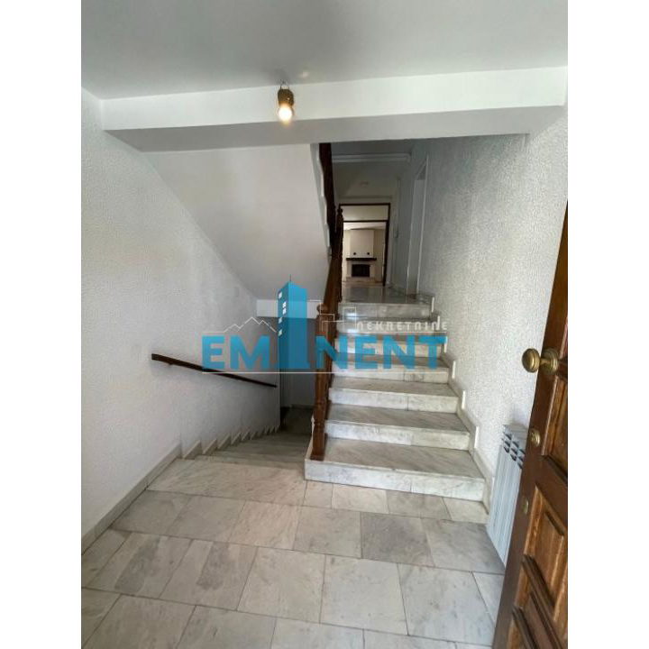 Kuća Izdavanje Beograd Voždovačka Crkva 600 m2