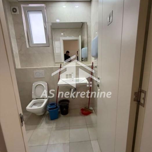 Stan Izdavanje Beograd Senjak 130 m2