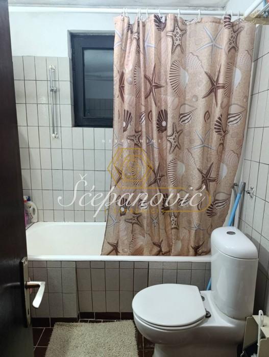 prodaja-lokala-beograd-IK2tqIvYM5 Kuća na prodaju, Jazak, Irig, 188m², 180.000 €