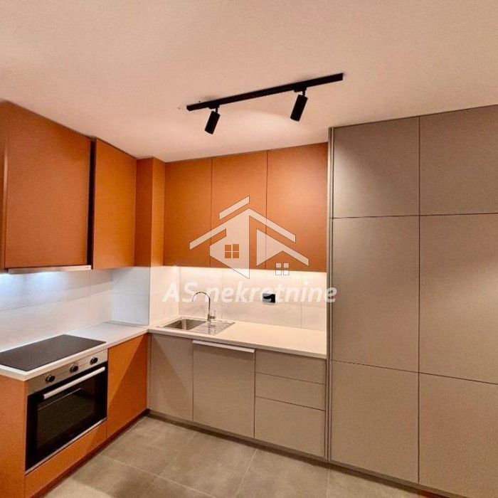 Stan Izdavanje Beograd Hala Pionir 60 m2