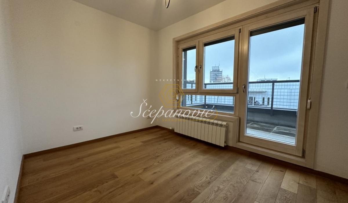 prodaja-lokala-beograd-KyOYaL9Efh Petosoban stan na prodaju, Hram Svetog Save, Beograd, 128m², 619.900 €