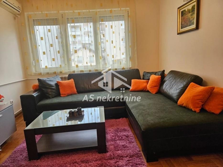 Stan Izdavanje Beograd Bulbulder 63 m2