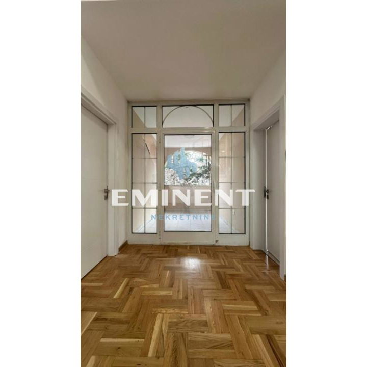 Četvorosoban stan za izdavanje, Vojvode Vlahovića, Beograd, 140m², 1.000 €/mes