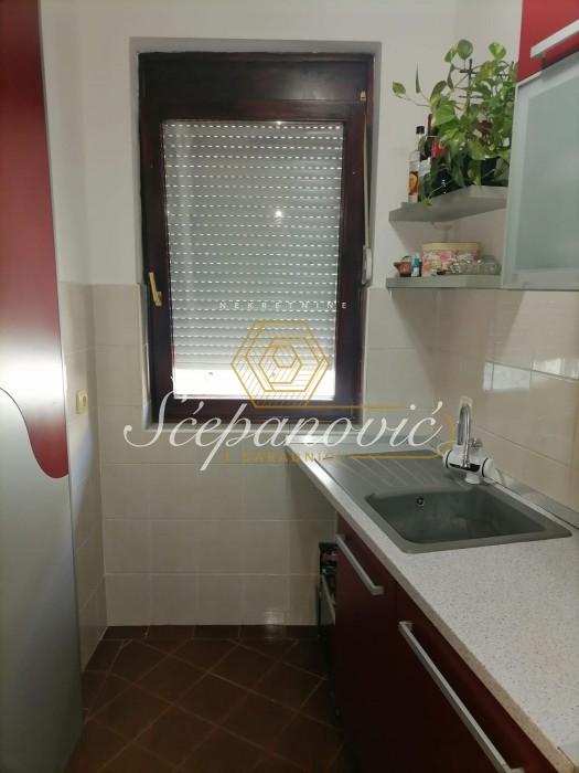 Stan Prodaja Novi Sad  71 m2