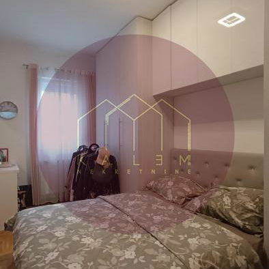 Trosoban stan na prodaju, Vojvode Vlahovića Voždovac, Beograd, 70m², 205.000 €