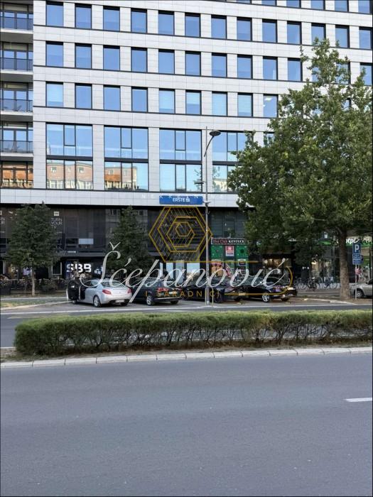Lokal za izdavanje, Bulevar Oslobođenja, Novi Sad, 129m², 2.300 €/mes