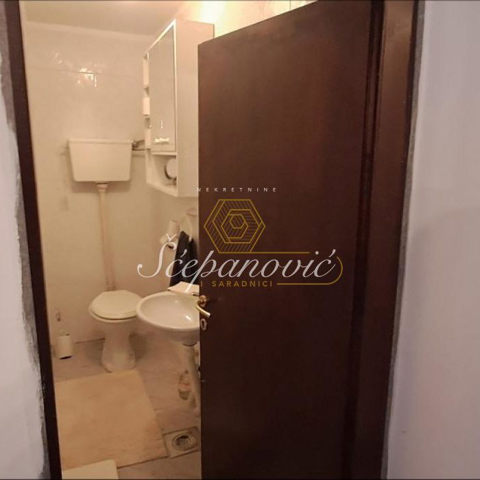 Stan Prodaja Novi Sad  65 m2