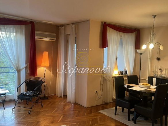 Stan Prodaja Novi Sad  85 m2