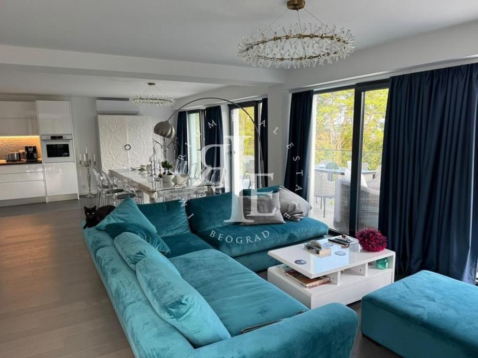Kuća na prodaju, Ralja, Beograd, 270m², 480.000 €