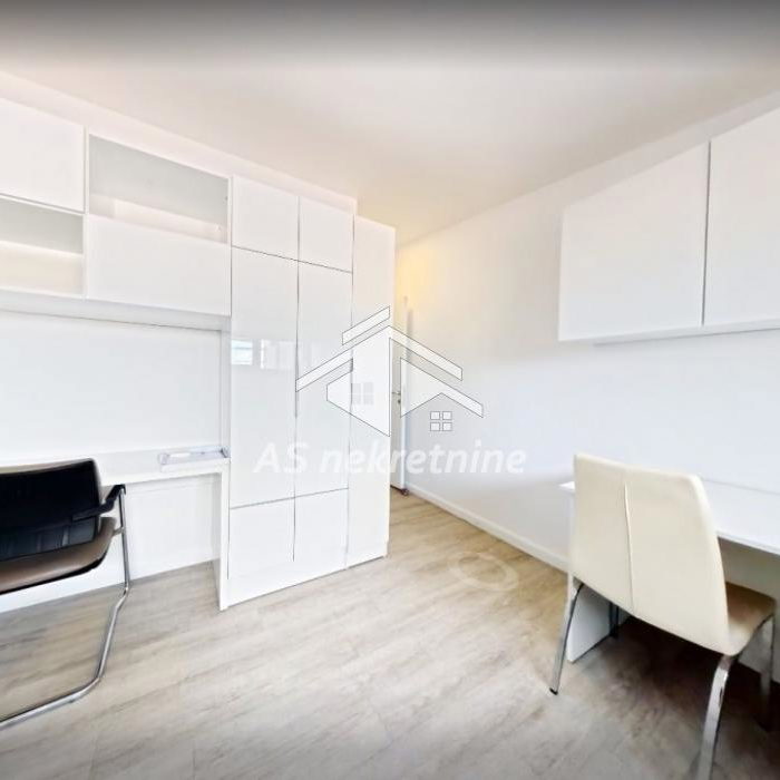 Petosoban stan na prodaju, Đeram Pijaca, Beograd, 118m², 6. sprat, 349.000 €