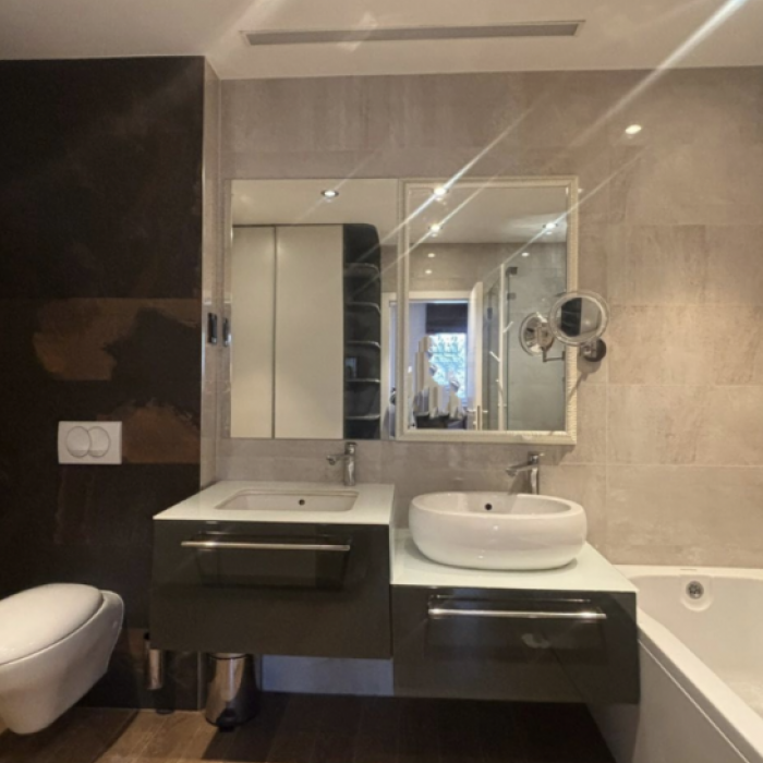 Četvorosoban stan na prodaju, Centar, Novi Sad, 113m², 469.000 €