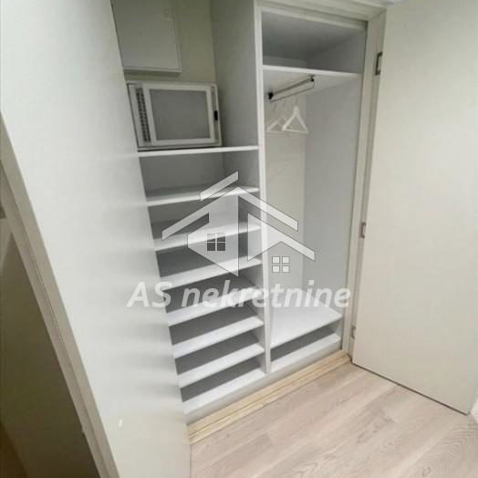 Četvorosoban stan za izdavanje, Beograd na Vodi, Beograd, 111m², 3.000 €/mes