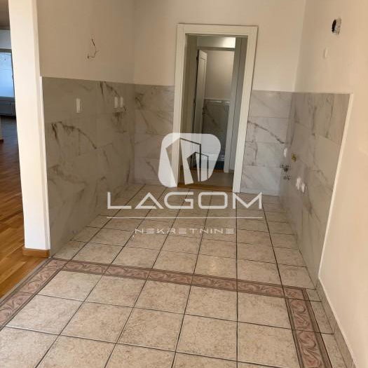 Četvorosoban stan na prodaju, Voždovačka Crkva, Beograd, 134m², 422.000 €