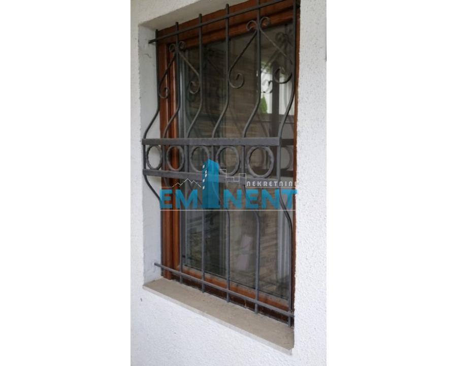 Kuća za izdavanje, Dedinje, Beograd, 220m², 2.000 €/mes