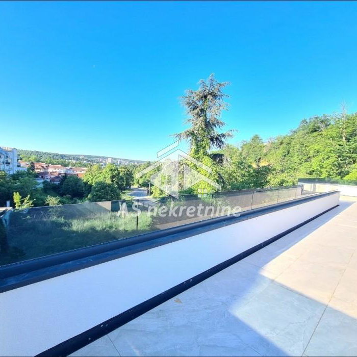 Trosoban stan za izdavanje, Dedinje, Beograd, 360m², 2. sprat, 2.500 €/mes