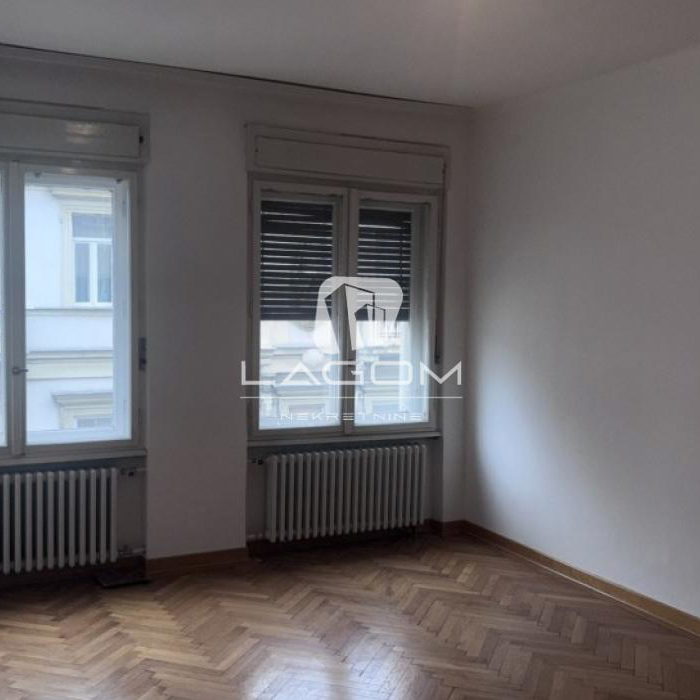 Stan Izdavanje Beograd Knez Mihailova 89 m2
