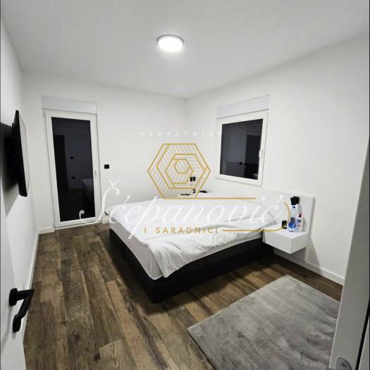 Stan Prodaja Novi Sad  87 m2