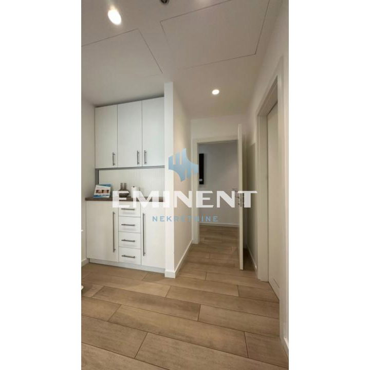 Četvorosoban stan na prodaju, Blok 65, Beograd, 123m², 650.000 €