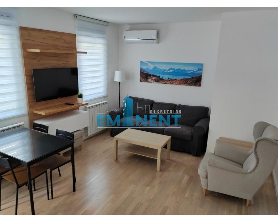 Dvosoban stan za izdavanje, Crveni Krst Vračar, Beograd, 49m², 800 €/mes