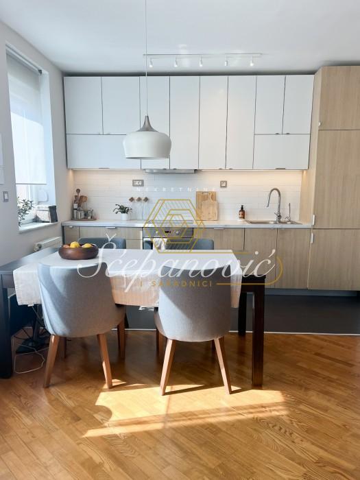 Stan Prodaja Novi Sad Stan Prodaja Novi Sad Cara Dušana 102 m2
