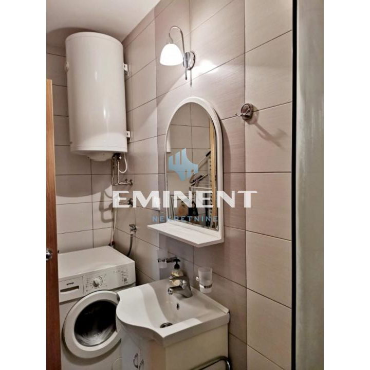 Stan Izdavanje Beograd Đeram Pijaca 58 m2