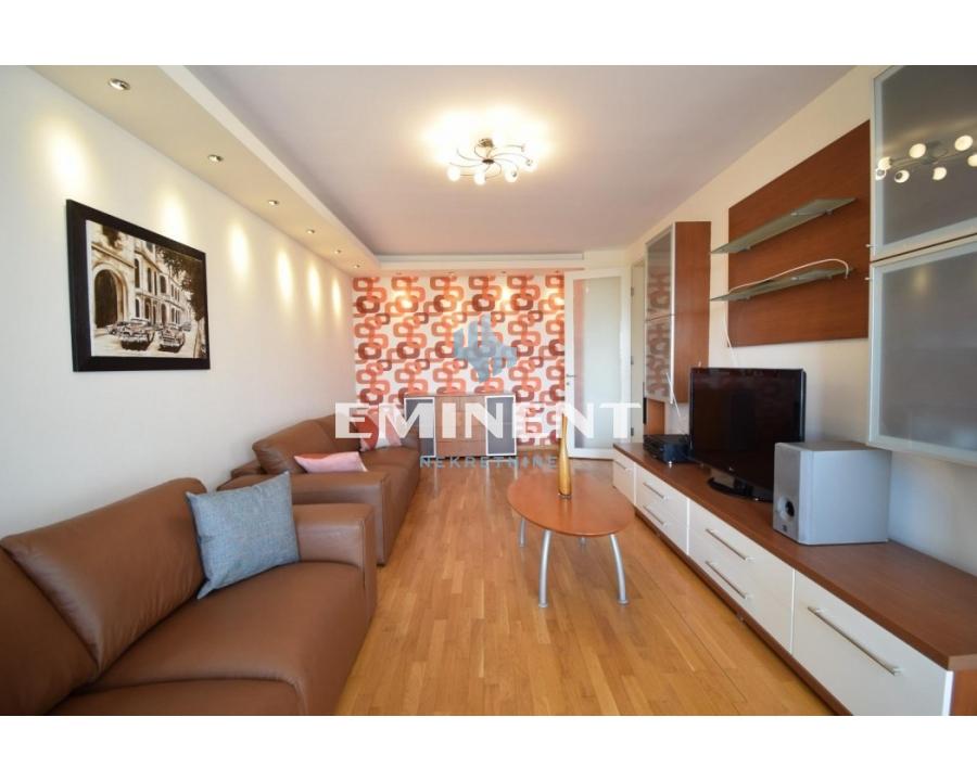 Stan Izdavanje Beograd Blok 67 - Belville 100 m2