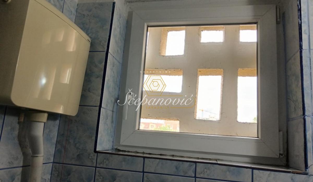 prodaja-lokala-beograd-nzDDMFif82 Dvosoban stan na prodaju, Almaški Kraj, Novi Sad, 48m², 130.000 €