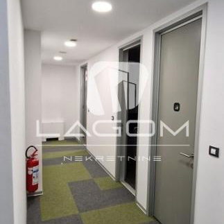 Lokal za izdavanje, Blok 67 – Belville, Beograd, 772m², 5. sprat, 14.300 €/mes