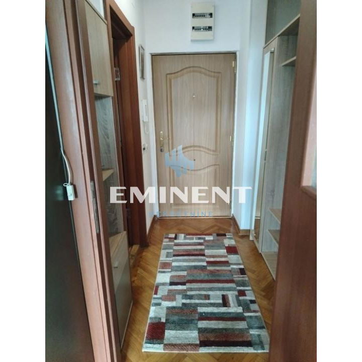 Stan Izdavanje Beograd FON 40 m2
