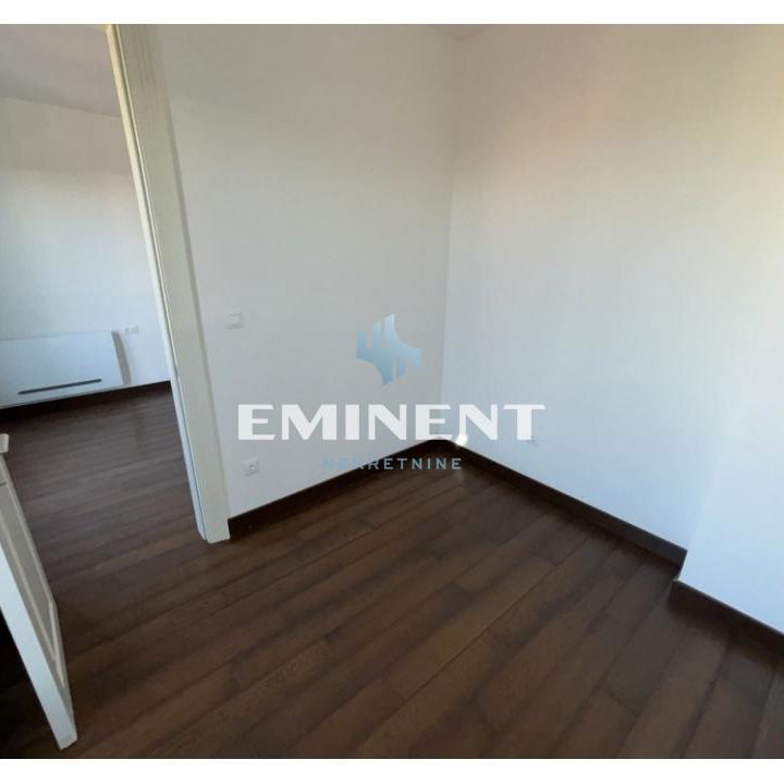 Četvorosoban stan na prodaju, Crveni Krst Vračar, Beograd, 119m², 595.000 €