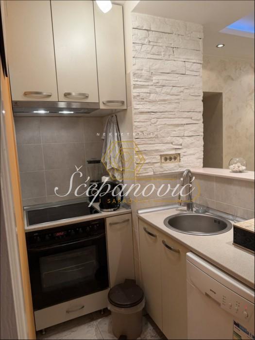 Stan Prodaja Novi Sad  47 m2