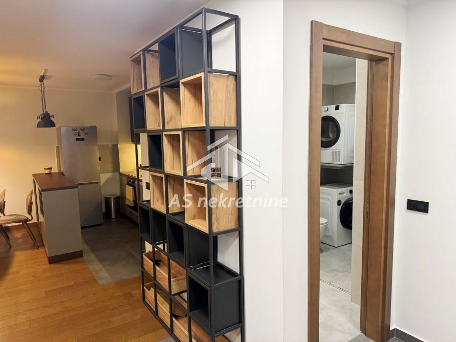 prodaja-lokala-beograd-uP3VC0USjF Trosoban stan za izdavanje, Banovo Brdo, Beograd, 90m², 1.300 €/mes