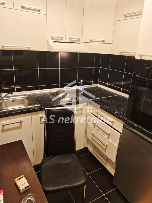 Stan Izdavanje Beograd Blok 22 28 m2